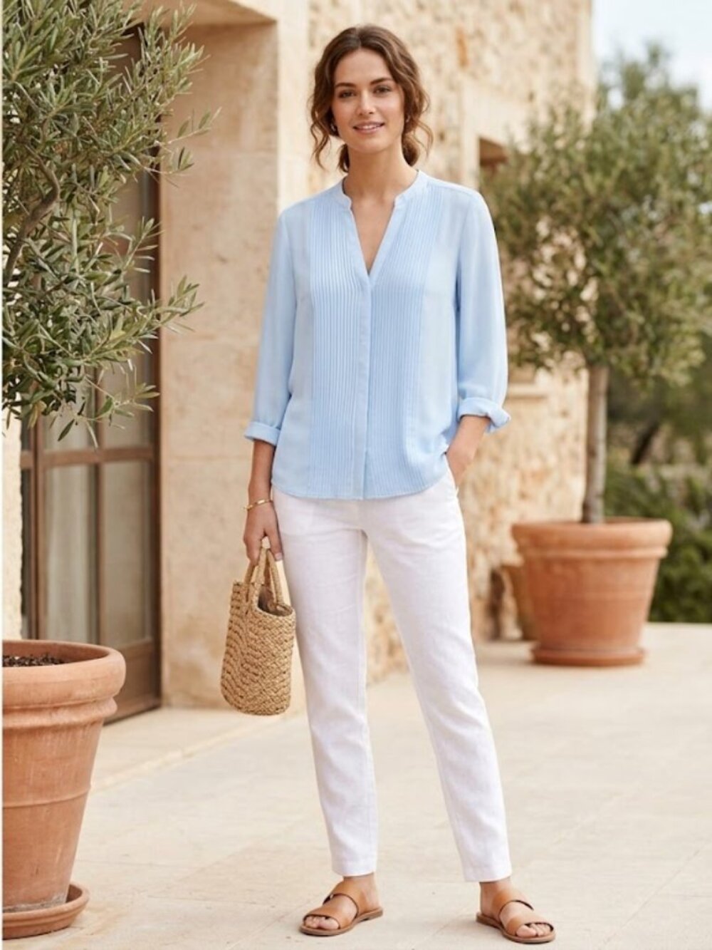 H & M Light Blue Women's Long Sleeve V Neck Button Down Shirt